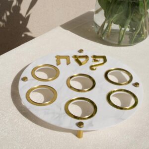 פסח 2026 דיין עיצובים